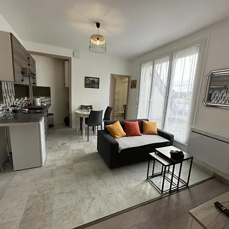 Spacious Flat Close To The Railway Station * Troyes