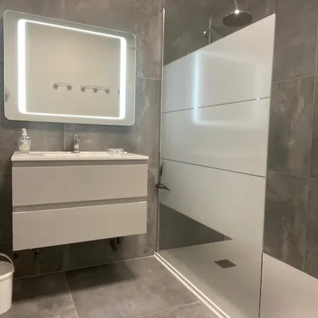 Spacious Flat Close To The Railway Station * Troyes