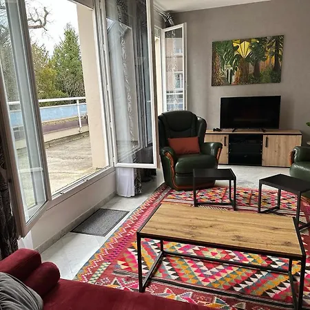 Spacious Flat Close To The Railway Station Lejlighed *