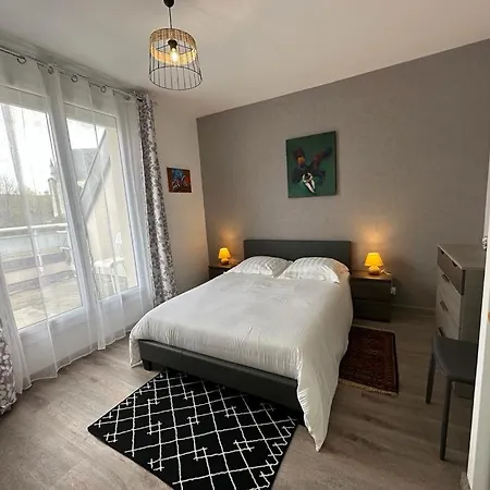 Appartement Spacious Flat Close To The Railway Station *