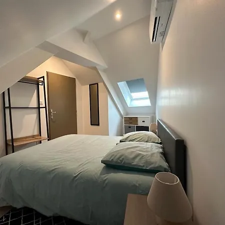 Spacious Flat Close To The Railway Station Appartement